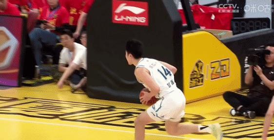 莱万多夫斯基胜负手球迷热议(莱万多夫斯基9分钟5球是哪场比赛) 莱万多夫斯基胜负手球迷热议(莱万多夫斯基9分钟5球是哪场比赛)
